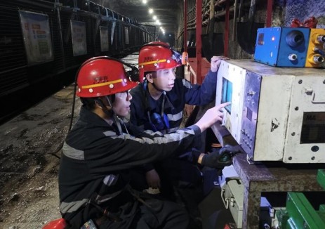 陕煤集团张家峁矿业:5214工作面8千余米掘进任务顺利完成