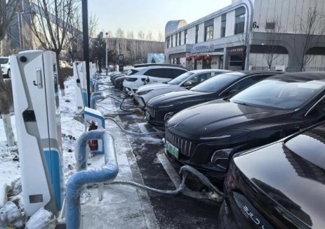 吉林长春润德石化公司两座新能源充电站正式投入运营