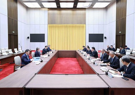 国家电网张智刚董事长会见哈萨克斯坦电网公司董事会主席纳比·艾特扎诺夫