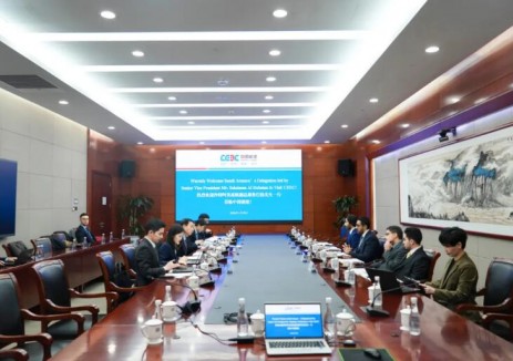 沙特阿美高级副总裁鲁拜安到访中国能建