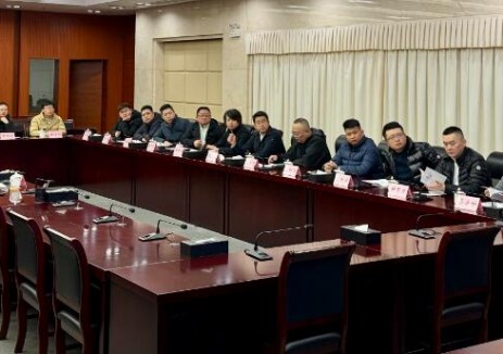 福建省泉州市赴合肥开展新能源汽车产业链精准对接，深化两地协同促发展