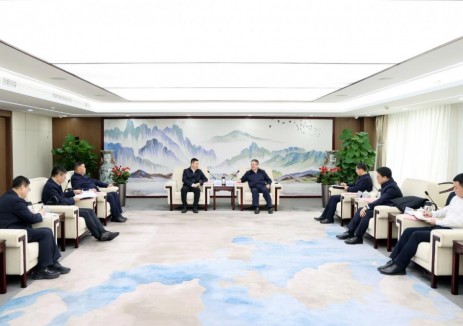 中国中煤党委书记、董事长王树东会见鄂尔多斯市委书记李理一行