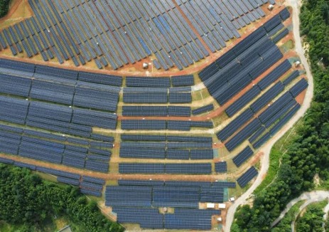 尾矿库种满“太阳花”！湖南首个光伏矿山顺利竣工