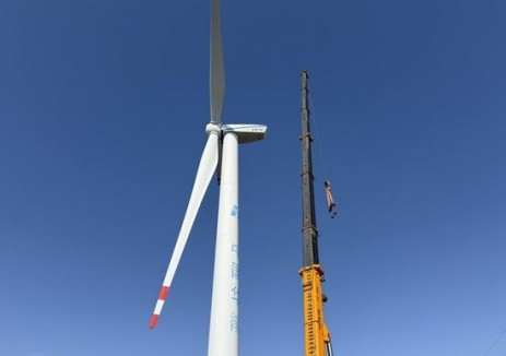 华能江苏启东风电场大部件更换项目首台齿轮箱更换完成