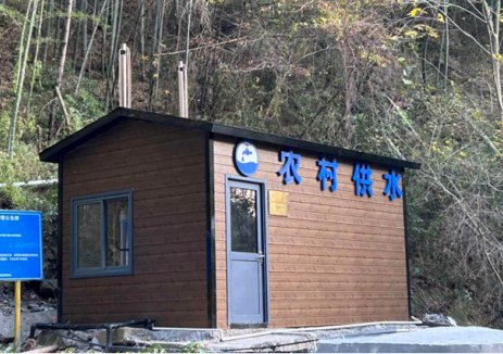 成功研发“新能源+数字化”集成膜净水设备,破解山区单村供水安全难题