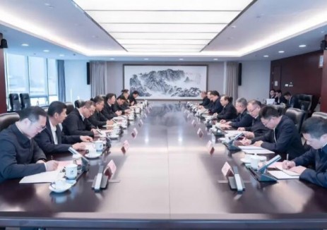 江毅、叶向东会见哈电集团董事长黄伟、 总经理刘清勇
