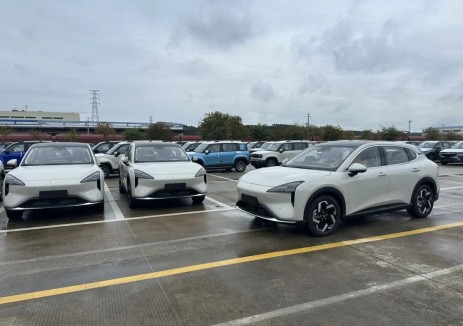 整车下线智能转运！上汽通用五菱电智化又一成果落地