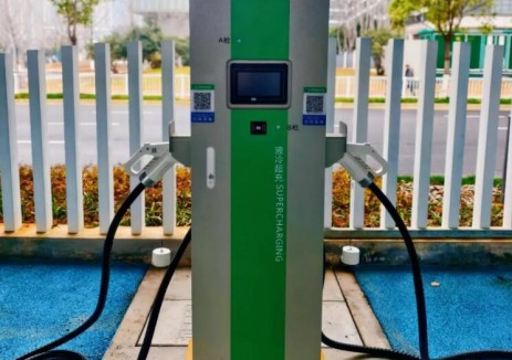 湖南长沙潇湘北路快改月亮岛节点液冷超充示范充电站即将投运