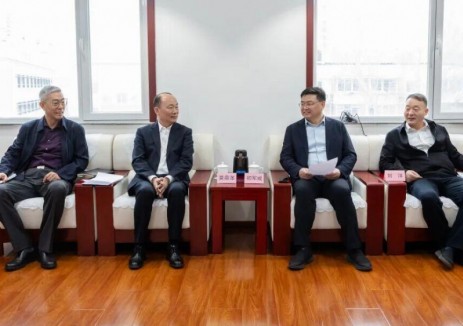 中国化学工程党委书记、董事长莫鼎革与北京市大兴区委书记初军威举行会谈