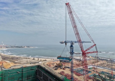 陆丰核电1号机组常规岛首批6个“钢结构+机电模块化”全部成功吊装