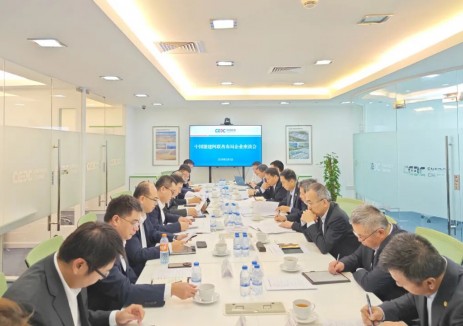 吕泽翔赴阿联酋开展系列商务活动