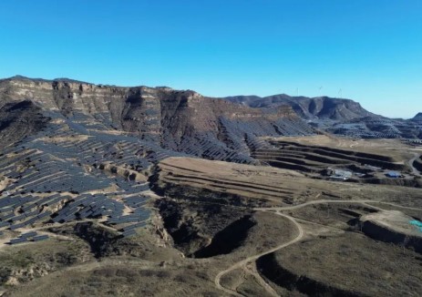 中电建怀仁100兆瓦光伏发电项目全容量并网发电