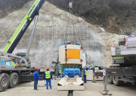 沙河抽蓄电站项目自流排水洞及排水廊道TBM开始组装