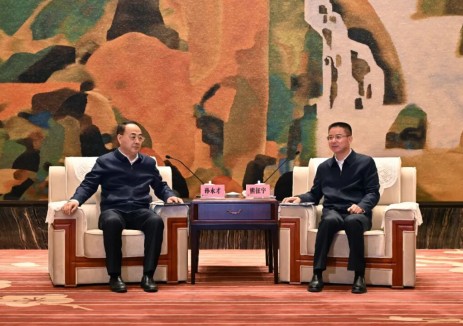 中国中车集团党委书记、董事长孙永才与武汉市委副书记、市长熊征宇座谈交流