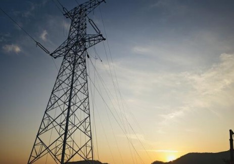 湖北大堰至东河牵引站220千伏线路工程项目一次送电成功