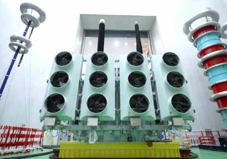 “湘”当硬核!长沙1000kV变电站主变扩建工程变压器全部总装成功