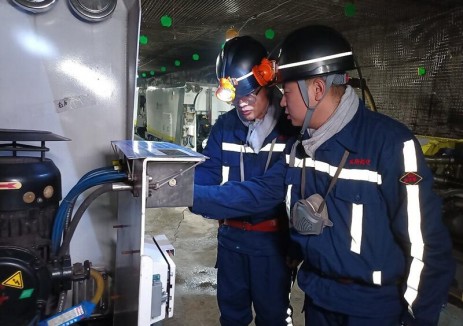 陜煤集團(tuán)蒲白礦業(yè)：“四制”工作法激活發(fā)展新動能