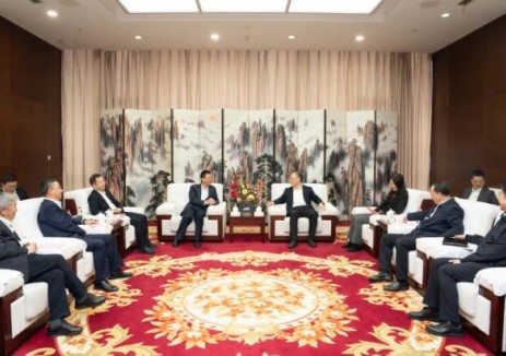 <em>許繼電氣</em>與南瑞集團(tuán)舉行會(huì)談