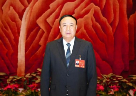 <em>全國人大代表</em>李寅：關(guān)于推動分布式新能源就近消納的建議