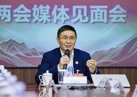 兩會建言 | 全國人大代表鐘寶申：加快推動<em>綠色氫氨醇</em>產(chǎn)業(yè)規(guī)模化發(fā)展、構(gòu)建國內(nèi)自主應(yīng)用體系