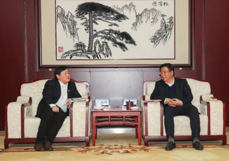 中國(guó)能建安徽電建二公司陳建明拜會(huì)<em>淮北礦業(yè)集團(tuán)</em>黨委書(shū)記、董事長(zhǎng)、總經(jīng)理孫方