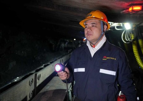 陜煤集團(tuán)小保當(dāng)?shù)V業(yè)：“功夫熊貓”礪煤海 鐵骨柔情筑標(biāo)桿