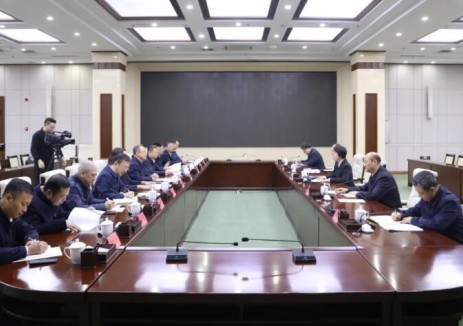 在清潔能源開發等領域深化合作！中國華電集團黑龍江分公司與齊齊哈爾市委舉行會談