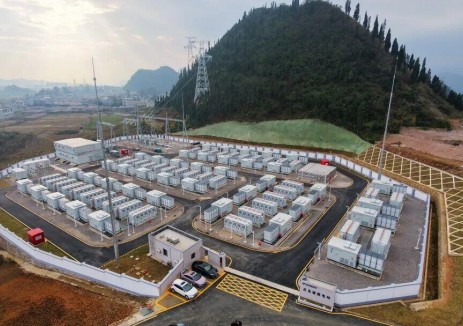 中國(guó)能建浙江火電EPC總承包的華電貞豐100兆瓦/200兆瓦時(shí)<em>電化學(xué)儲(chǔ)能</em>EPC總承包項(xiàng)目全容量并網(wǎng)