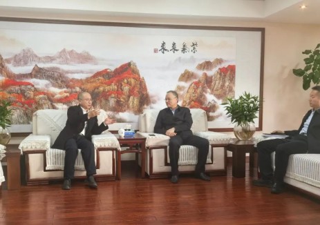 彭俊在新疆開展商務活動，強調積極參與新疆風光大基地、新型儲能項目建設