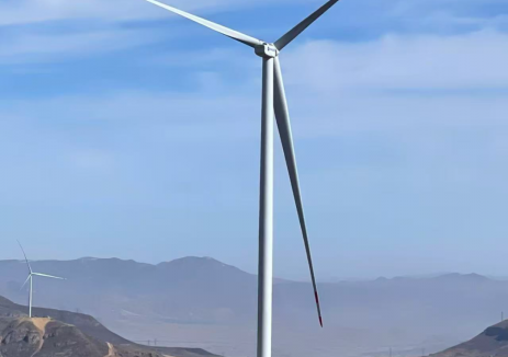 中國能建廣電工程局承建的靈丘縣牛頭山、道條山2×25兆瓦分散式風電項目EPC總承包工程全部風機吊裝順利完成