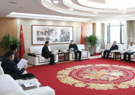 內(nèi)蒙古能源集團(tuán)與東烏珠穆沁旗交流座談