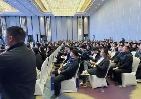 850+人齊聚！2026沙戈荒<em>清潔能源大基地</em>（三北）高質量發(fā)展大會·內(nèi)蒙古論壇