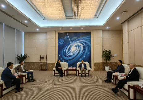 世界經(jīng)濟(jì)論壇代表團(tuán)到訪<em>天合光能</em>，雙方就新型電力系統(tǒng)建設(shè)、零碳產(chǎn)業(yè)發(fā)展等議題深入交流