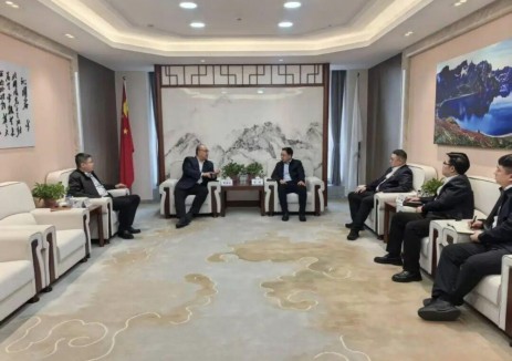 中國能建投資公司侯金山拜訪吉林<em>分公司</em>