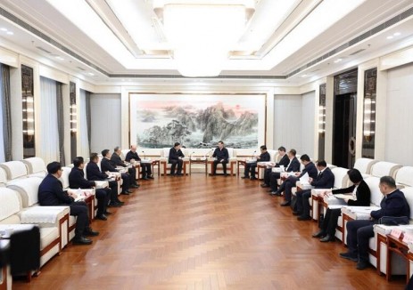 <em>國(guó)家電網(wǎng)</em>與遼寧省委省政府舉行會(huì)談