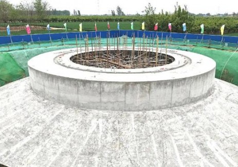 河北華電辛集風(fēng)電項(xiàng)目204米超高鋼混塔架<em>風(fēng)電機(jī)組</em>進(jìn)入主體工程建設(shè)階段