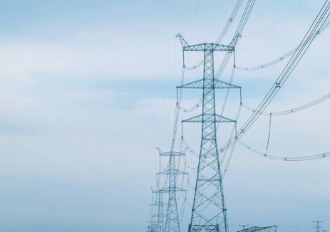 秦沈高速（錦州段）<em>500千伏</em>電力線路遷改工程阜鶴一二線圓滿完成