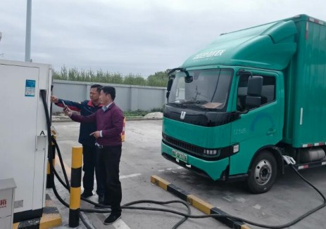 江蘇揚(yáng)州寶應(yīng)涇農(nóng)站：重卡<em>充電站</em>日充電量創(chuàng)歷史新高