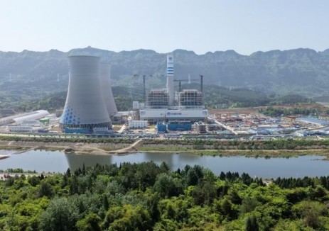 中國能建西南院總承包的中煤廣元<em>燃</em>煤發(fā)電項(xiàng)目2號機(jī)組汽輪機(jī)扣蓋圓滿完成