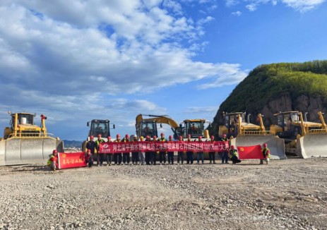 河北灤平<em>抽水蓄能</em>電站上水庫壩體堆石料填筑突破100萬立方米