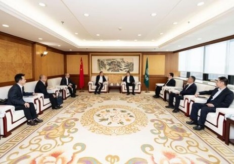 中<em>能建</em>西北城市建設(shè)有限公司黨委書記、董事長馮坤昌與國網(wǎng)山東省電力公司黨委書記、董事長林一凡座談交流