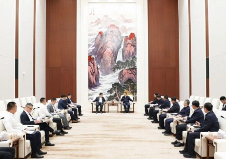 中國(guó)華能溫樞剛會(huì)見(jiàn)正泰集團(tuán)董事長(zhǎng)南存輝，希望雙方拓展核電等領(lǐng)域合作