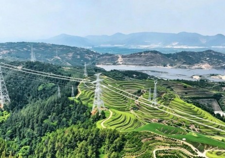 世界首個<em>柔性特高壓</em>直流輸電工程浙江段全線貫通
