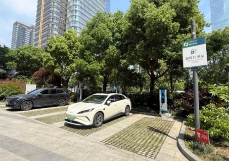 通合新能源480kW超級(jí)充電站，點(diǎn)亮江蘇蘇州綠色<em>低碳</em>新圖景