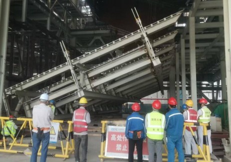 河南永城<em>电力项目</em>2号锅炉冷灰斗螺旋段水冷壁刚性梁顺利吊装