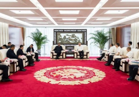 中國華電集團(tuán)有限公司黨組書記、董事長葉向東與<em>新疆</em>維吾爾自治區(qū)黨委常委、副主席玉蘇甫江·麥麥提舉行會談