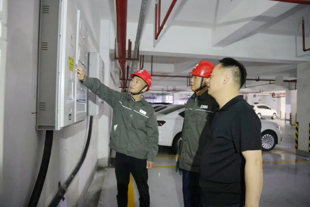 一件事一次辦，國網(wǎng)河南信陽商城縣供電公司<em>充電樁</em>服務(wù)跑出“電力加速度”