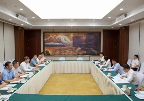 国家电投集团水电股份有限公司董事长、党委书记姚小彦拜会重庆市经济信息委党组书记、主任王志杰进行座谈交流