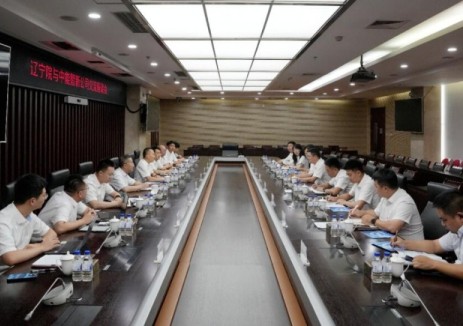 中国能建辽宁院党委书记、董事长何赞峰与电规总院副总经济师、中能智新公司董事长、能建时代研究院董事长杨俊会谈