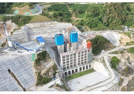 湖北省黄冈市平坦原抽蓄项目部下水库进出水口启闭机房封顶